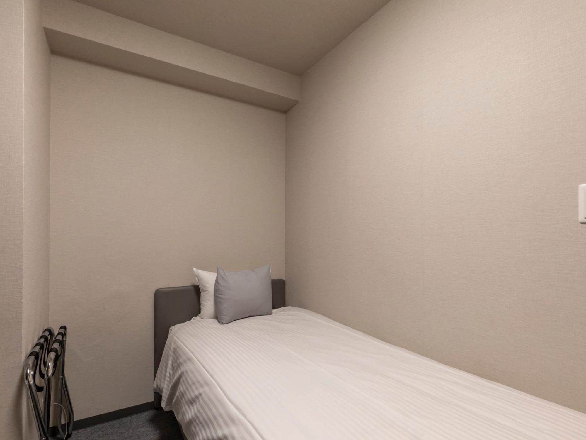 Tabist Unihotel Midosuji Hommachi Osaka Buitenkant foto